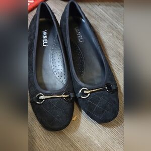 Womans Size 6.5 VAN ELI suede flat shoes